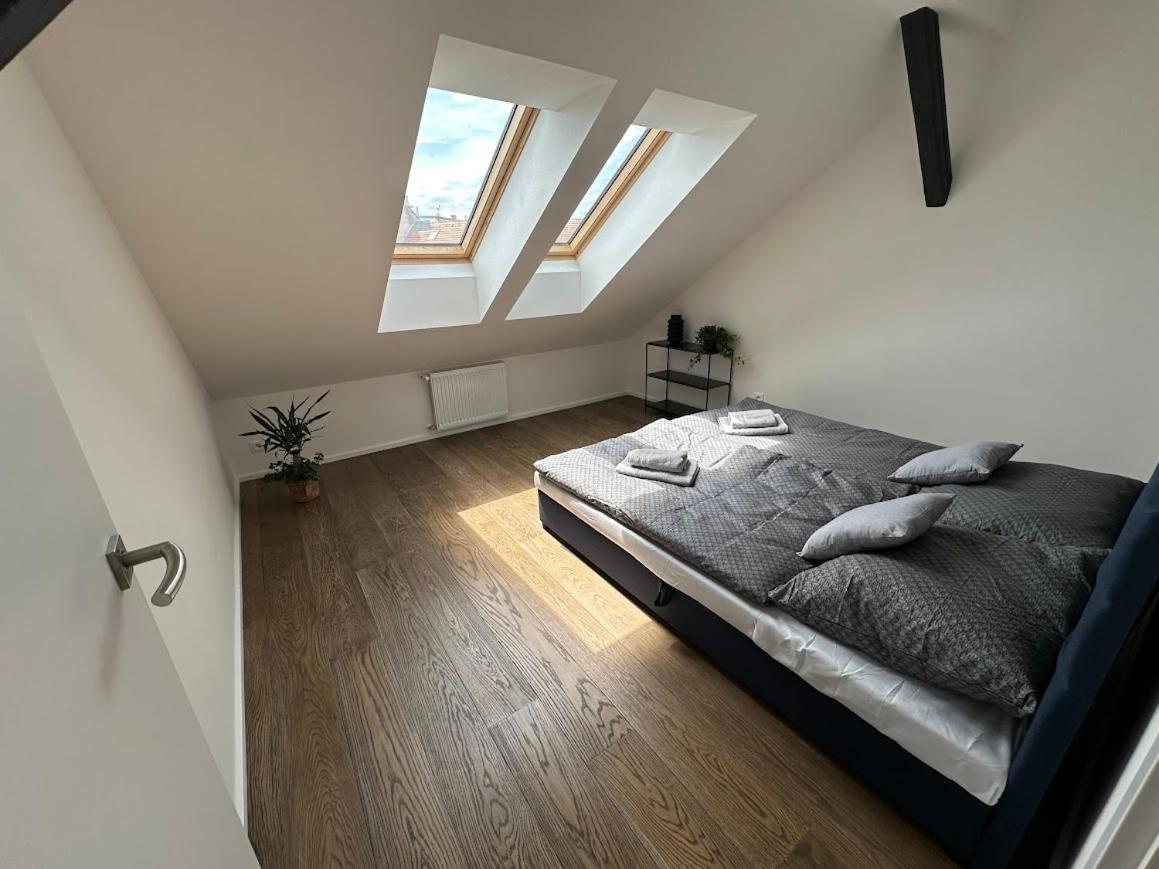 Loft Apartments Prag Eksteriør billede